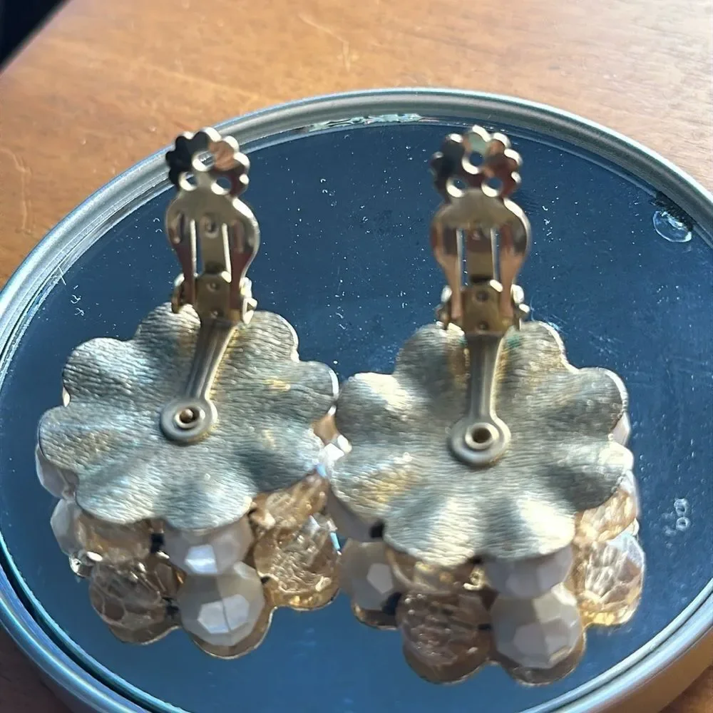 Vtg  60s large gold & beaded clip on earrings with‎ pink rhinestone in center